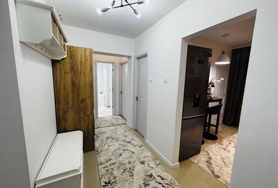 Apartament cu 4 camere decomandat în Central - 2