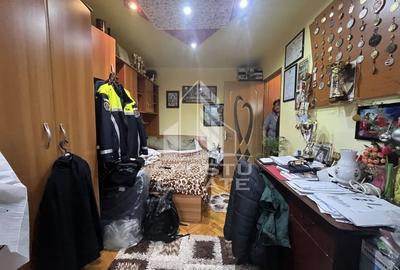 Apartament cu 3 camere,2 bai, etajul 1,centrala proprie,zona Girocului - 5