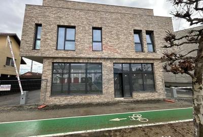 Spațiu comercial, de 110 mp, în Central - 2