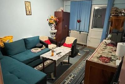 Apartament cu 2 camere decomandat în Berceni