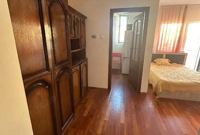 Garsonieră decomandată în Central - 1