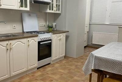 Apartament cu 2 camere decomandat în Titan