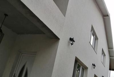 Bucurestii noi-metrou laminor,casa singur curte,parter si etaj,mobilata ,800 eur - 6