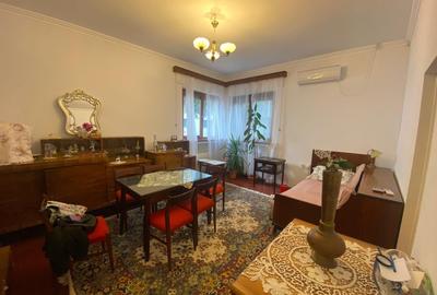 Apartament cu 3 camere, mobilat în Copou