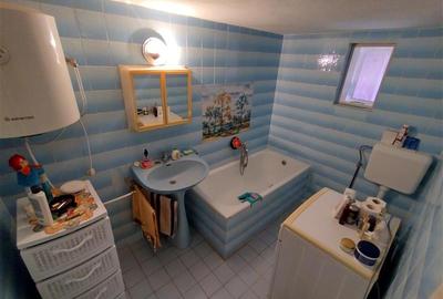 Casă individuală cu 7 camere cu Canalizare în Vest - 9