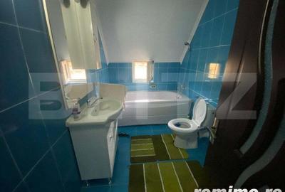 Casă cu 5 camere cu Teren 2100 Mp în Central