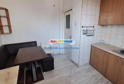 Apartament cu 2 camere decomandat în P-ța Universității - 4