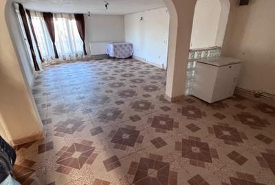 Casă individuală cu 4 camere cu Canalizare în Palanca - 12