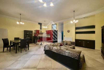 Apartament 3 camere, curte cu acces auto, ULTRACENTRAL - 3
