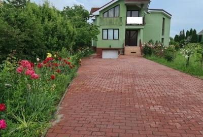 Casa individuala, 325 mp, teren 6475 mp, Vetis, Satu Mare! - 2