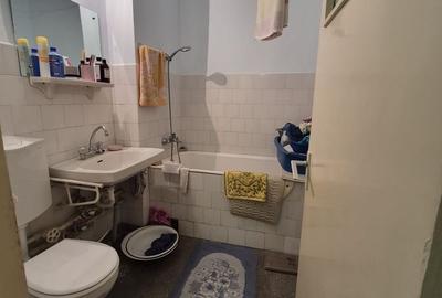 Apartament cu 3 camere decomandat în Calea București - 4