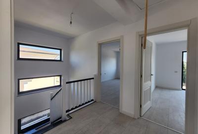 Duplex cu 4 camere cu Canalizare în Miroslava - 7