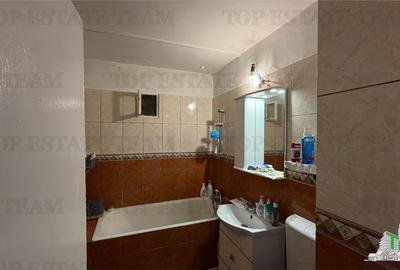 Apartament cu 3 camere decomandat în Central - 13