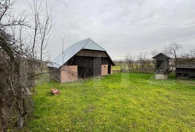 Casa de vanzare cu 3 camere, 2050 mp, zona Tatarasti - 2