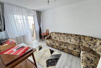 Apartament cu 2 camere decomandat în Podu Roș