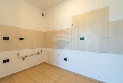 Apartament cu 3 camere semidecomandat în Florești - 5
