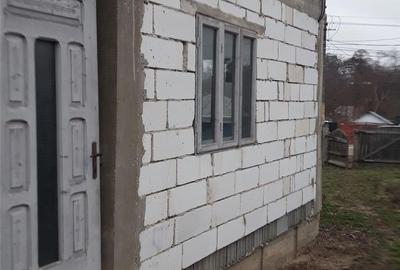 Casă cu 5 camere în Roman - 6