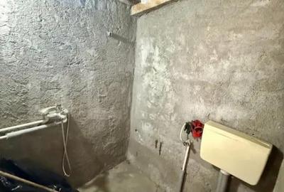 Casă cu 3 camere cu Canalizare în Central - 3