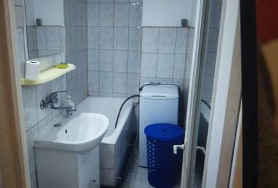 De inchiriat garsoniera pe str GLORIEI De inchiriat garsoniera pe str GLORIEI - 6