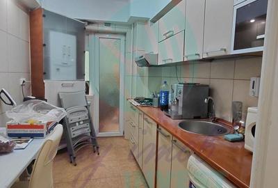 Apartament cu 4 camere semidecomandat în P-ța Sfântul Ștefan - 18