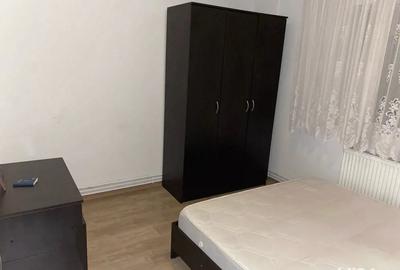 Inchiriez apartament 3 camere Aparatorii Patriei - 1