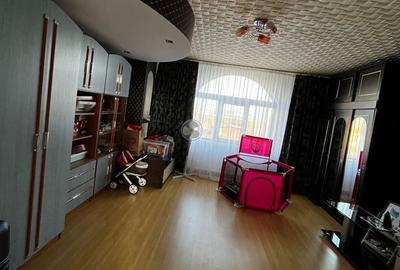 Casă cu 4 camere în Central - 7