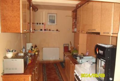 Apartament cu 3 camere semidecomandat în Aradul Nou - 3
