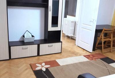 Apartament cu 4 camere decomandat în Central - 8