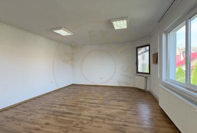 Inchiriere Spatiu de Birou Etaj I - Str. 1 Decembrie Nr.26 - Carei - 3