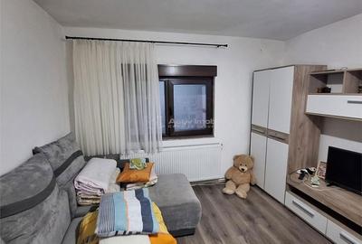 Apartament cu 3 camere decomandat în Central - 18