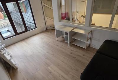 Spațiu comercial, de 15 mp, în Central - 3