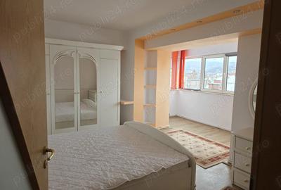 Apartament cu 3 camere decomandat în Centrul Civic - 3
