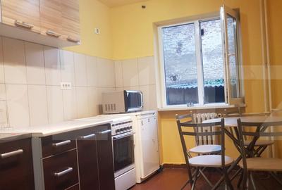 Apartament cu 2 camere semidecomandat, mobilat în Central - 4