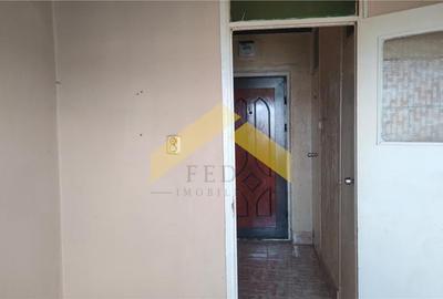 Apartament de vanzare zona 300 - 8