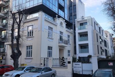 Casă individuală cu 10 camere cu Teren 978 Mp în Central - 6