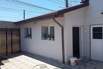 Casă cu 3 camere cu Teren 155 Mp în Bariera Vâlcii - 1