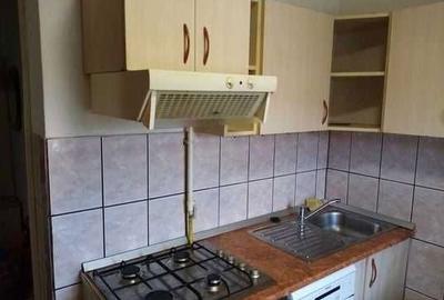 Apartament cu 3 camere decomandat în Central - 1
