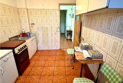Vanzare apartament 4 camere, boxa si garaj propriu, in Ploiesti, zona Bd. Castan - 17