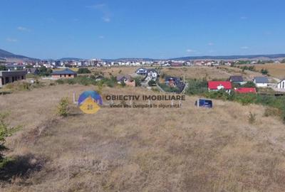 Teren intravilan 1100 mp - zona 1 Mai - 3