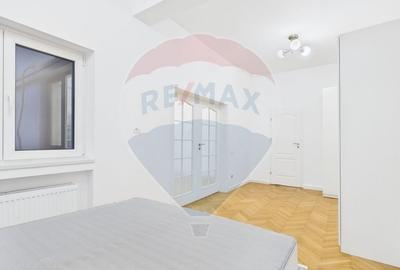 Apartament cu 3 camere de închiriat în zona Universitate - 8