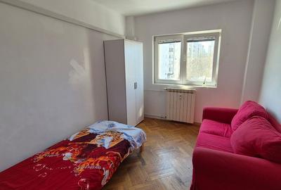 Apartament cu 3 camere decomandat în Tei - 14