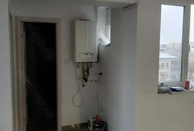 Apartament cu 4 camere decomandat în Central - 3