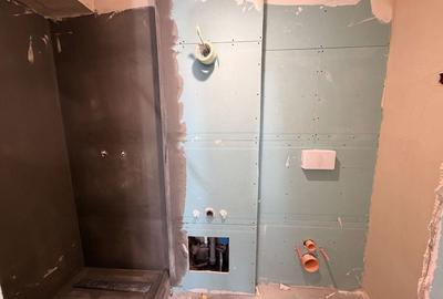 Apartament cu 4 camere decomandat în Mihai Bravu
