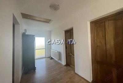 Casă cu 4 camere cu Canalizare în Primăverii - 2