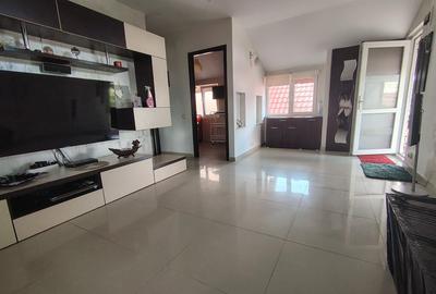 Inchiriere apartament 2 camere in Vila Km 5 - 8