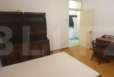 Garsonieră decomandată în Central - 2