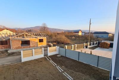 Casa De Vanzare - 6