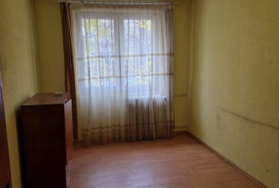 OBOR COLENTINA LANGA COMPLEXUL ROSEGARDEN - 4