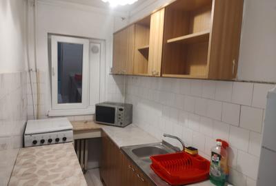 Apartament cu 3 camere semidecomandat în Șagului - 1