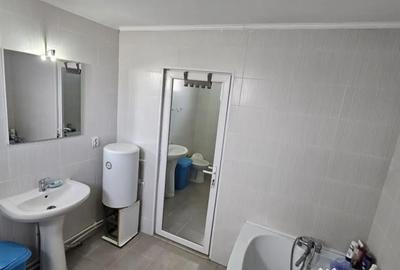 Casă cu 4 camere cu Teren 272 Mp în Central - 16